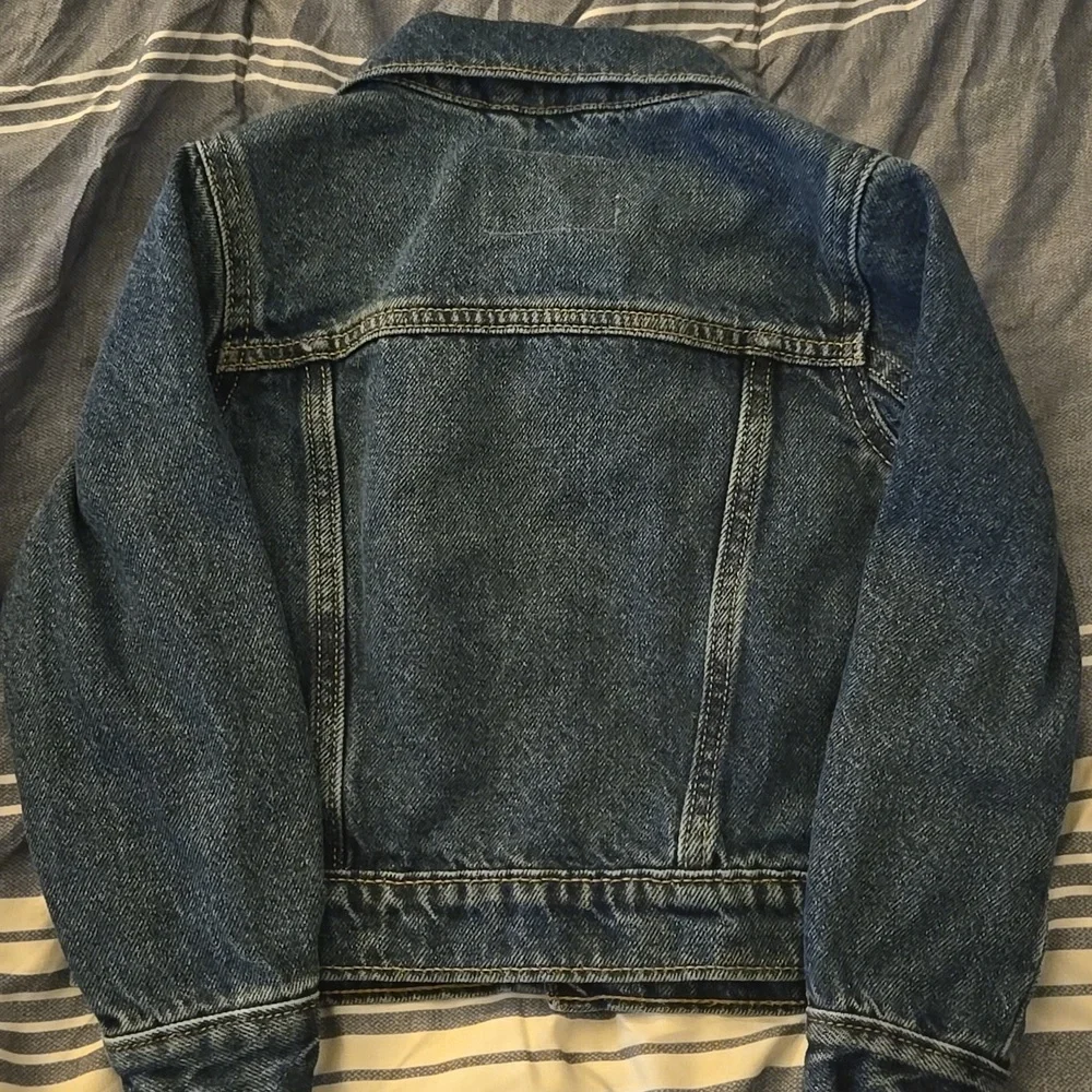 Old Navy Toddler Classic Blue Denim Set - Picture 3 of 7